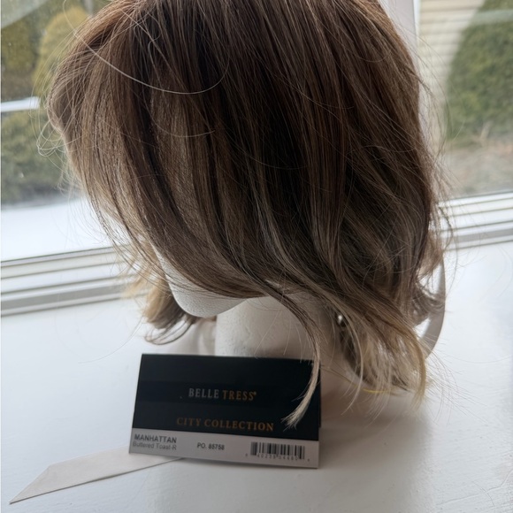 Women's Wig - Buttered Toast R - Picture 3 of 3